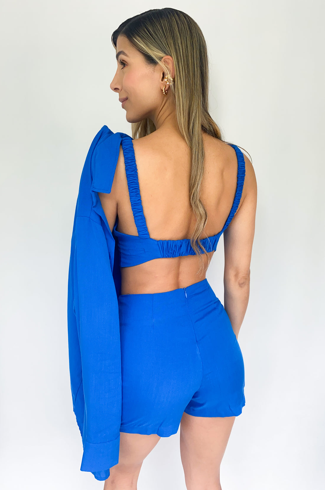 Conjunto 2 Piezas Short Amarras Crop Top