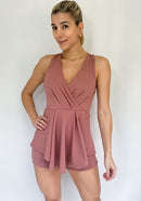 Vestido Falda Short Escote Cruzado