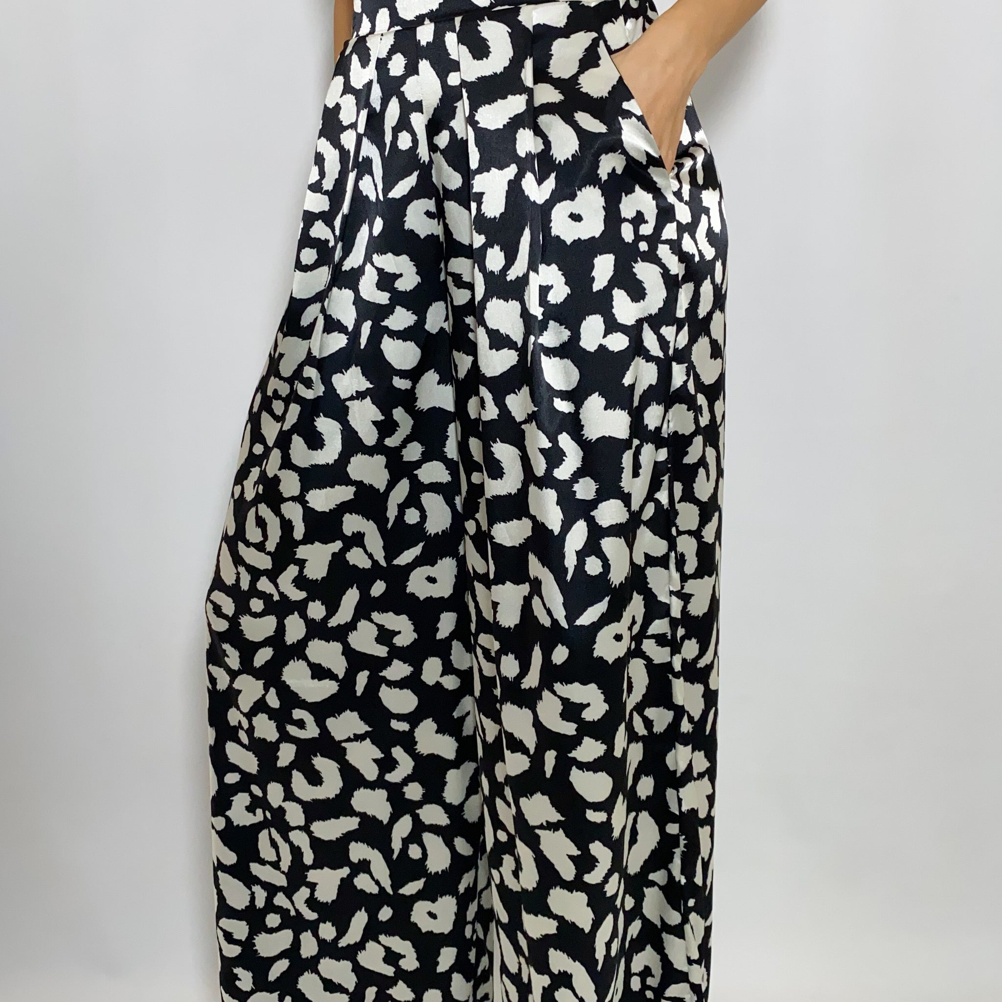 Pantalon Bota Ancha Satin Estampado