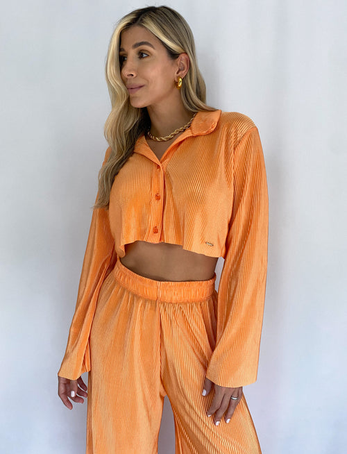 Camisera Dama Corta Manga Larga Plisada