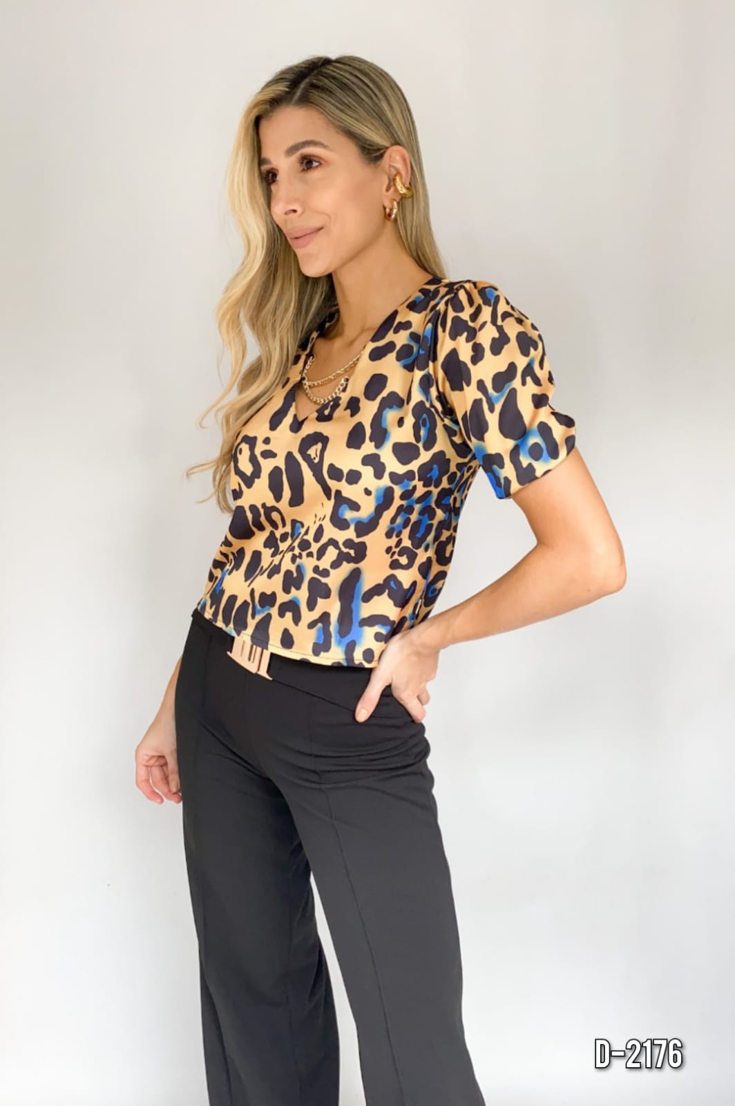 Blusa animal print cadena