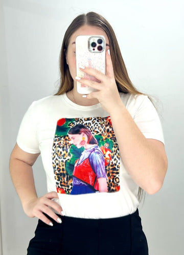 Camiseta Larga Manga Corta Con Aplique
