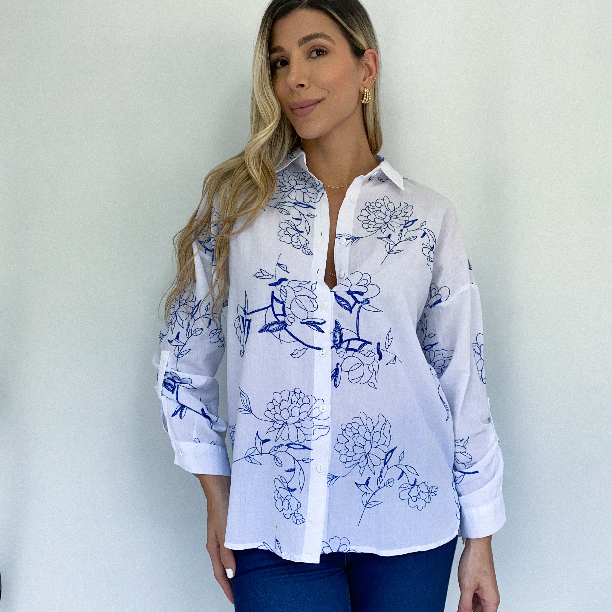 Camisera manga larga bordado flores