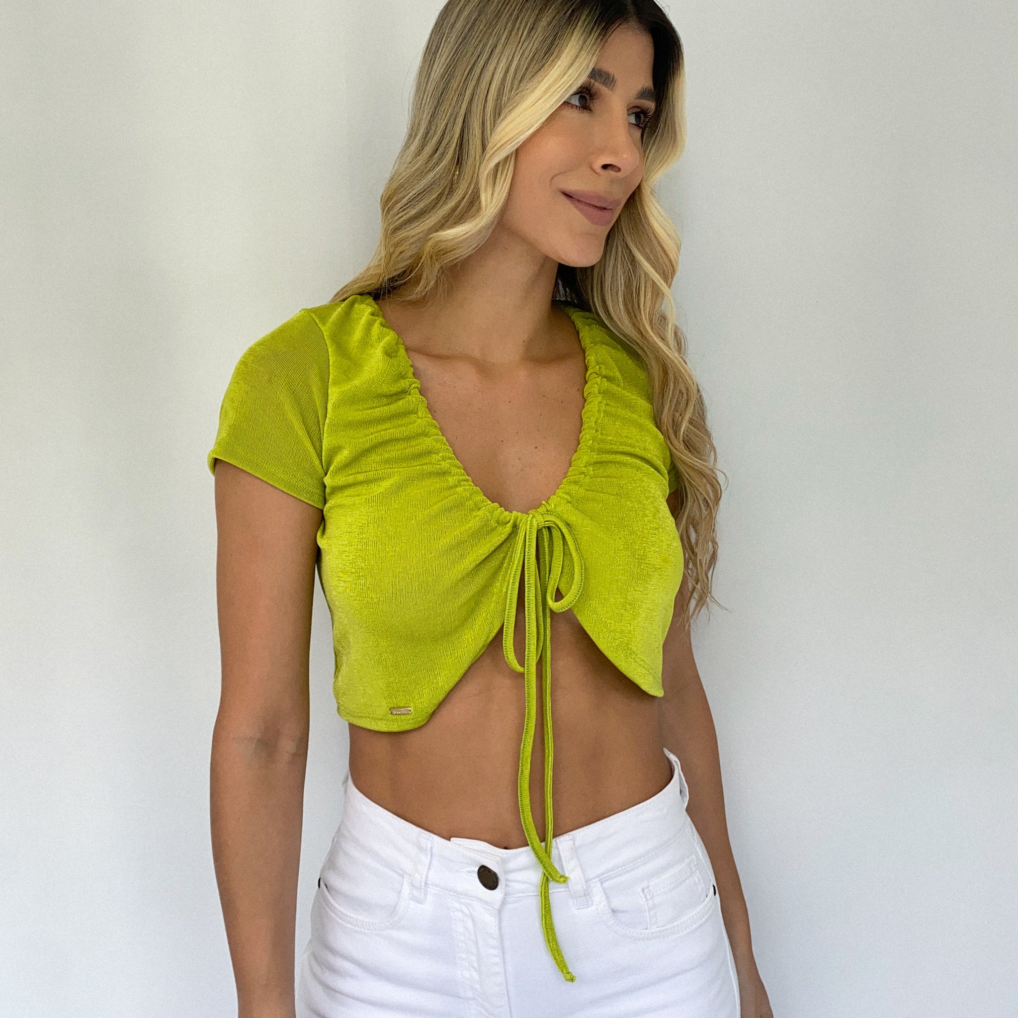 Blusa manga corta cuello zurcido escote