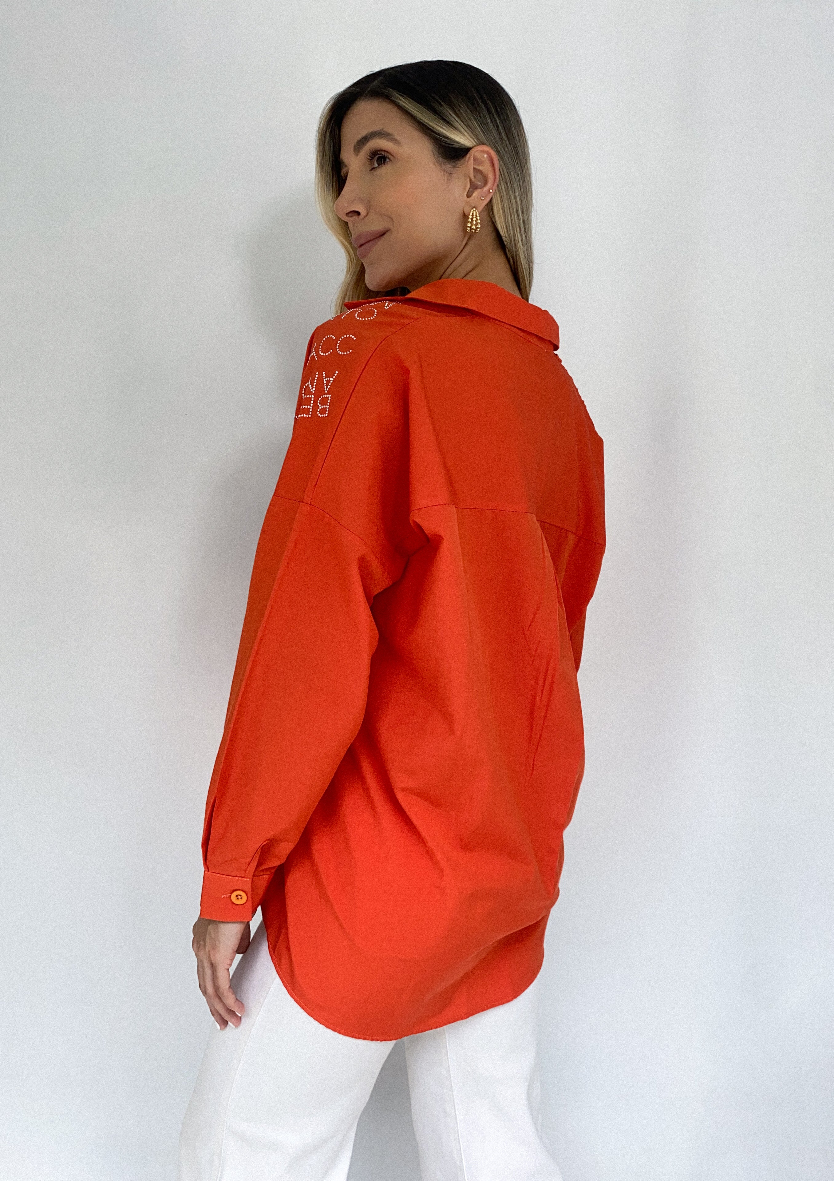 Camisa seda letras blimblines