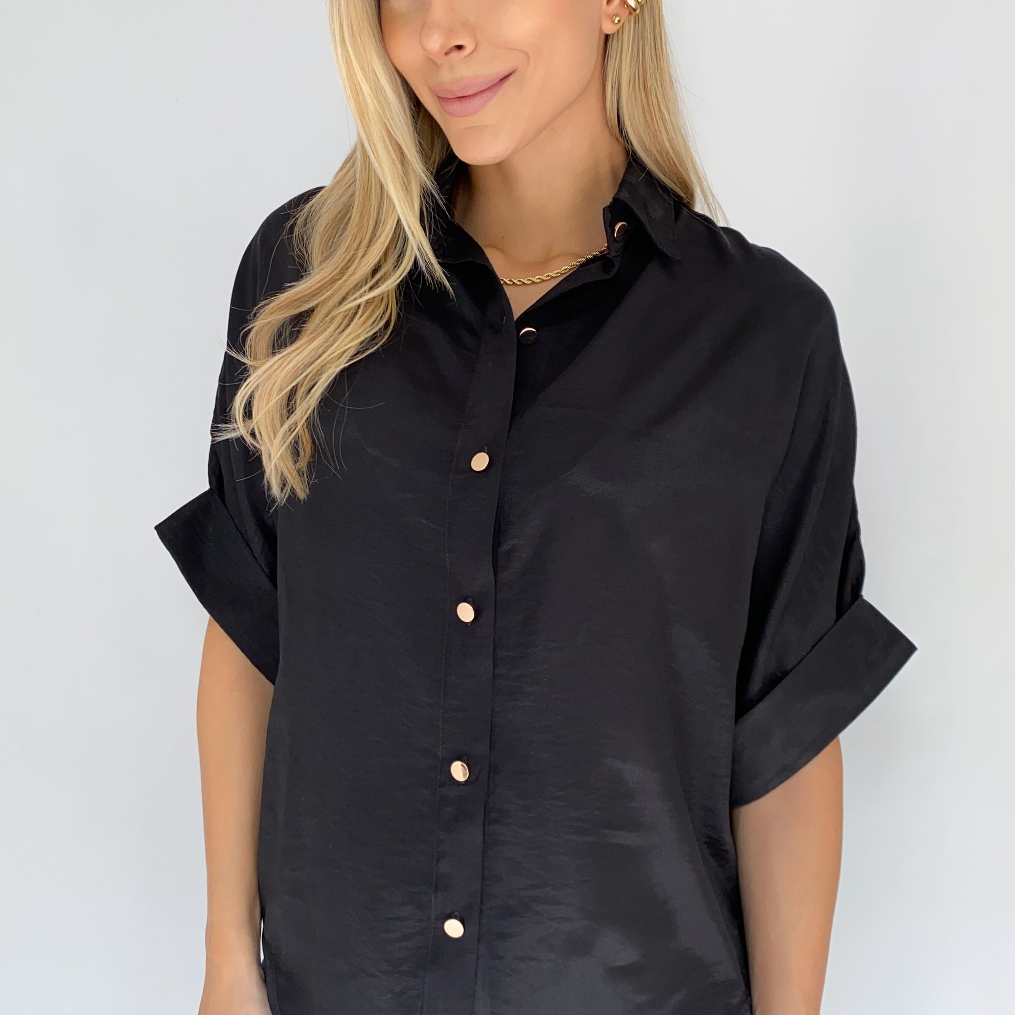 Blusa camisera manga corta