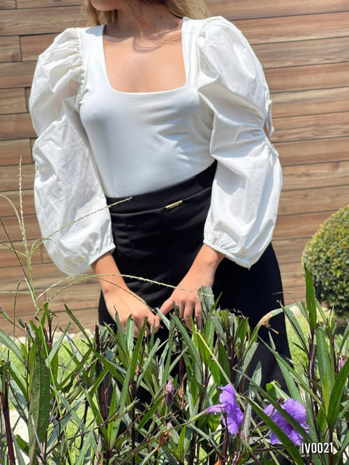 Body Licrado Cuello Cuadrado Manga Larga