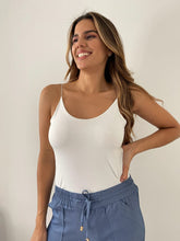 Cargar imagen en el visor de la galería, Blusa tiras cordón resorte
