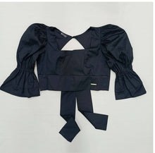 Cargar imagen en el visor de la galería, Blusa manga surcida escote atrás
