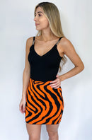 Falda corta zebra en hilo