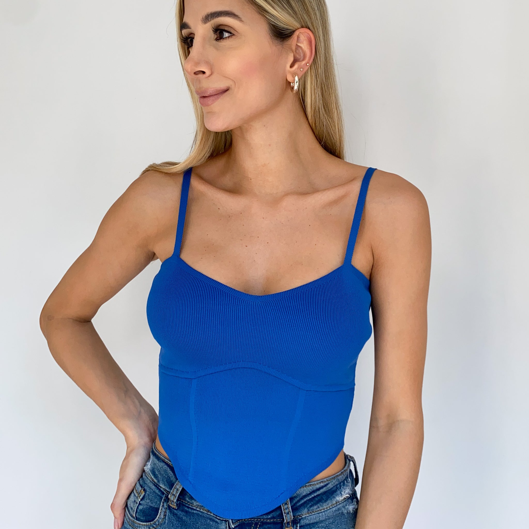 Blusa corta tiras de hilo